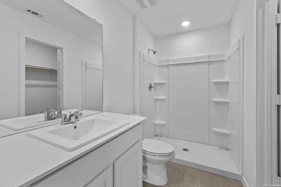 Furnished interior view inside a new home in Spring Grove, St. Hedwig (Image 10).