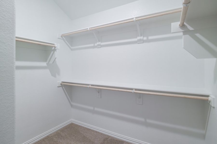 Spacious, unfurnished interior of a new home in Verandah, Royse City (Image 26).