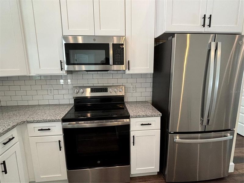 Image 18 of a home in .