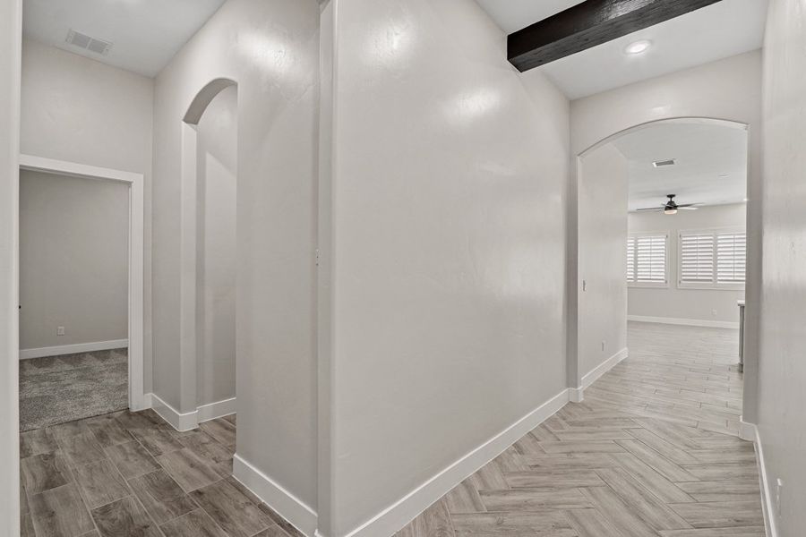 Spacious, unfurnished interior of a new home in Paseo Del Este Unit 9, El Paso (Image 35). Spacious, unfurnished interior of a new home in Paseo Del Este Unit 9, El Paso (Image 35).