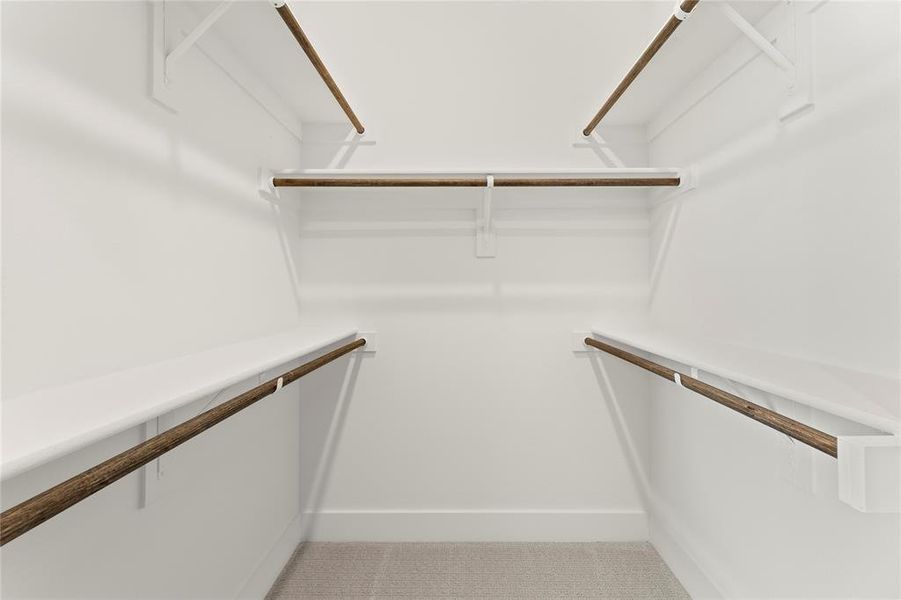 21. 429 Curtiss - Closet