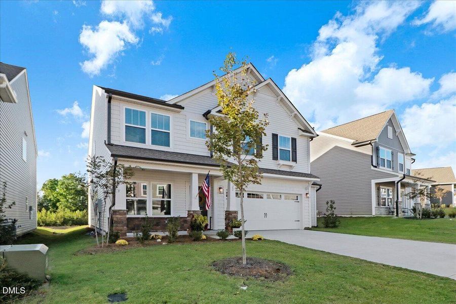 03-27 Silver Moon Ln-3 03-27 Silver Moon Ln-3