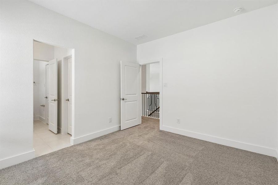Spacious, unfurnished interior of a new home in Painted Tree Woodland West, McKinney (Image 35).