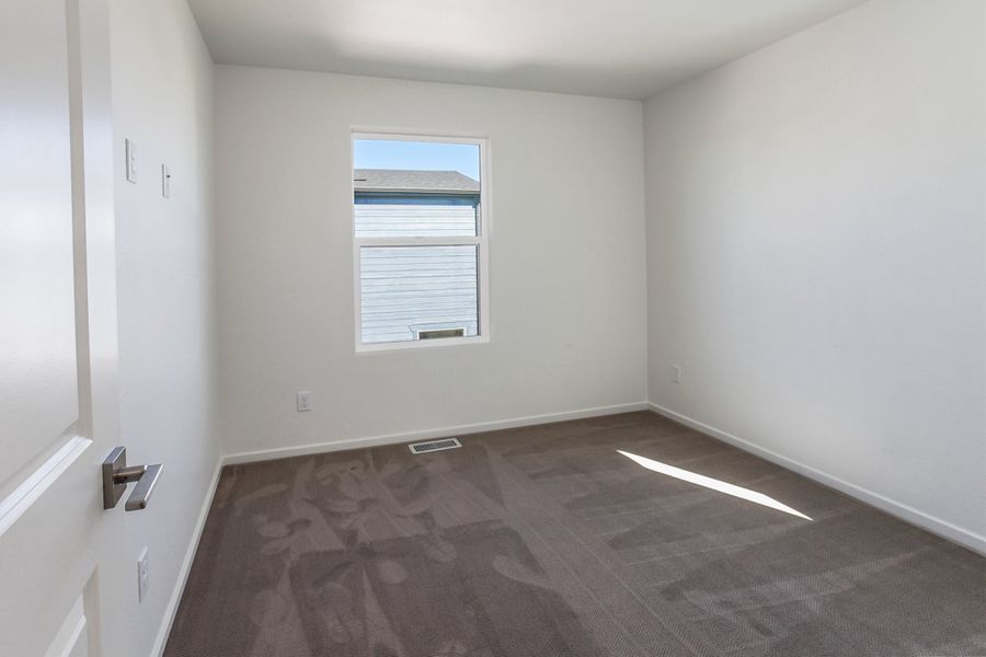 Spacious, unfurnished interior of a new home in Bloom, Fort Collins (Image 24).