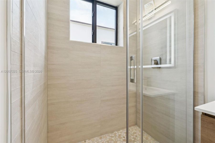 Close-up of interior finishes inside a home in , Fort Lauderdale (Image 21). Close-up of interior finishes inside a home in , Fort Lauderdale (Image 21).