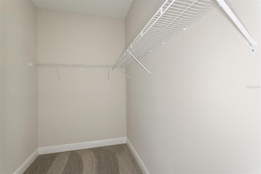 Spacious, unfurnished interior of a new home in Pasadena Woods, Dade City (Image 15).