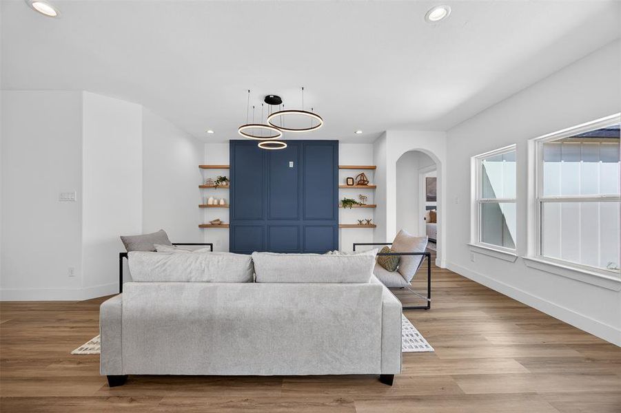 Furnished interior view inside a new home in , Fort Worth (Image 8).