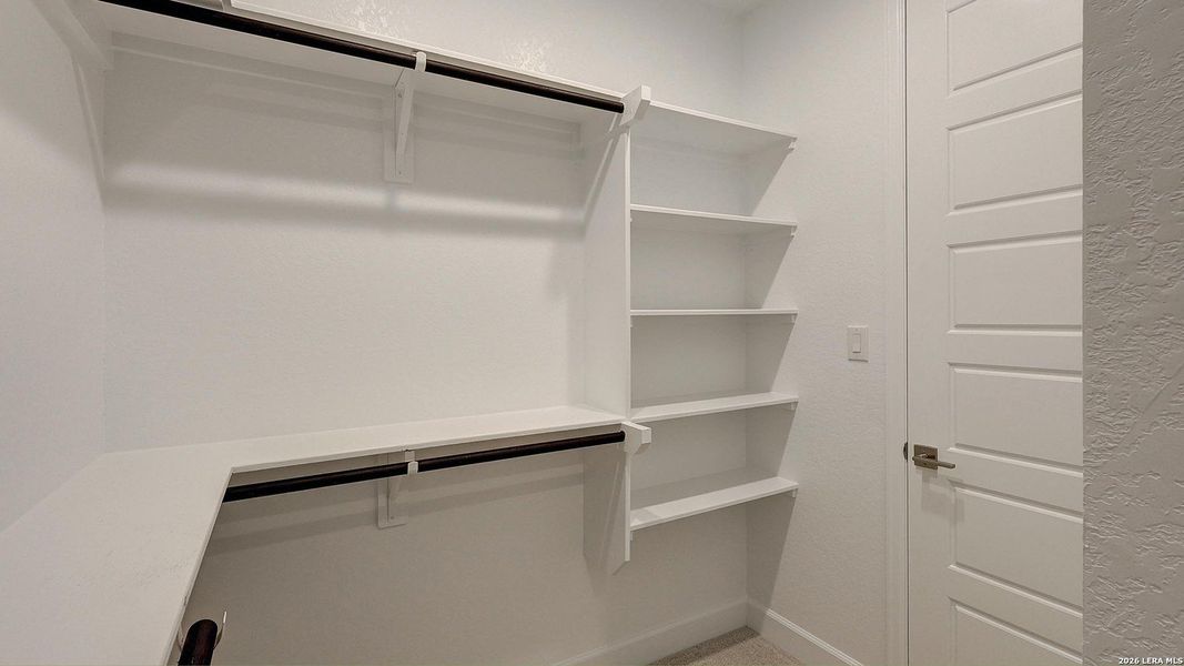 Image 27 of a home in Esperanza.