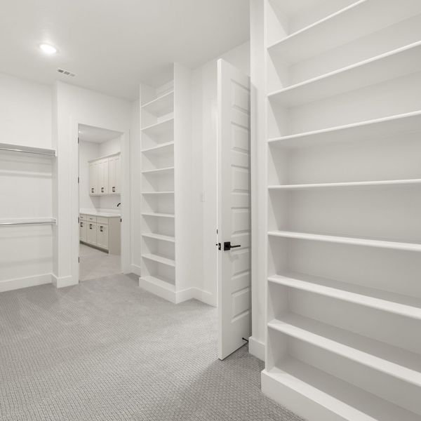 Spacious, unfurnished interior of a new home in StarView, Prosper (Image 81).