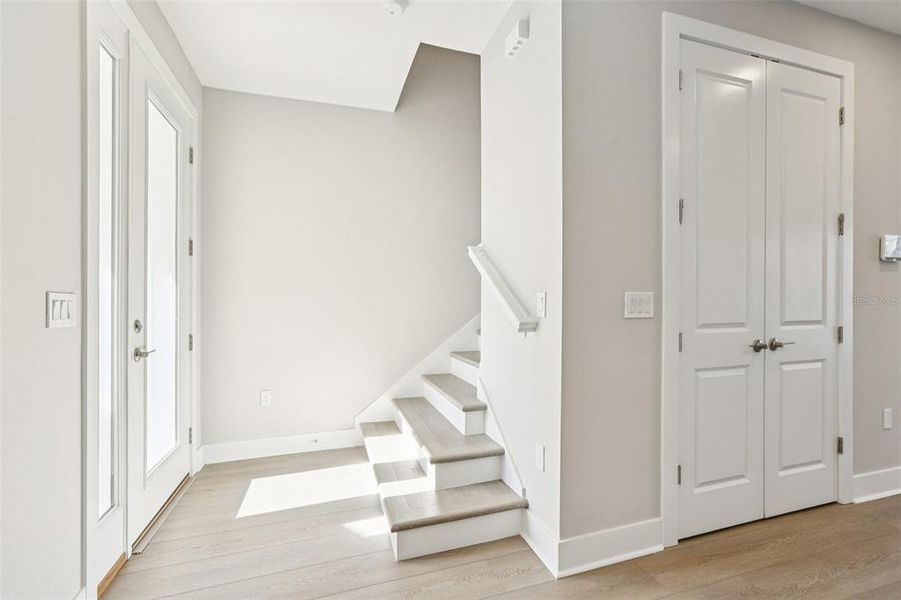 Spacious, unfurnished interior of a new home in Lagoon Residences at Epperson, Wesley Chapel (Image 16).