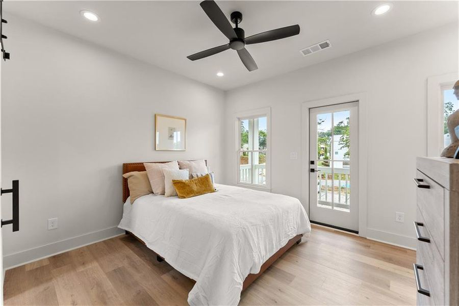 Furnished interior view inside a new home in , Gainesville (Image 18).