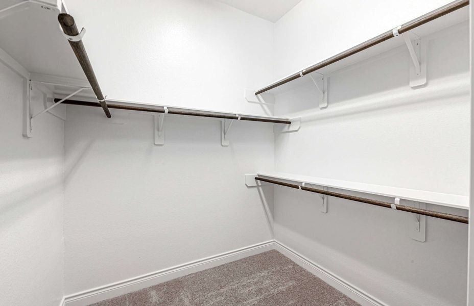 Representative unfurnished interior of a home built from the 3358 by Ravenna Homes in Artavia 70′, Conroe (Image 47).