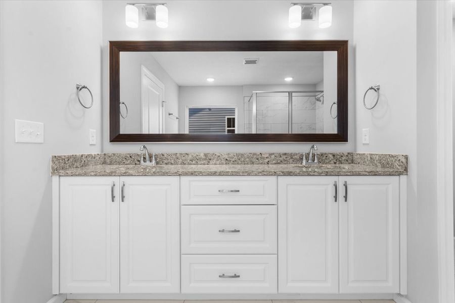 Primary Bathroom | 5065 Anna Creek Way, The Kingsland II Plan by Ivey Homes Primary Bathroom | 5065 Anna Creek Way, The Kingsland II Plan by Ivey Homes