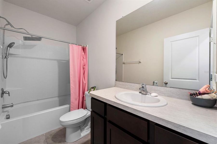 Furnished interior view inside a new home in , Tampa (Image 9). Furnished interior view inside a new home in , Tampa (Image 9).