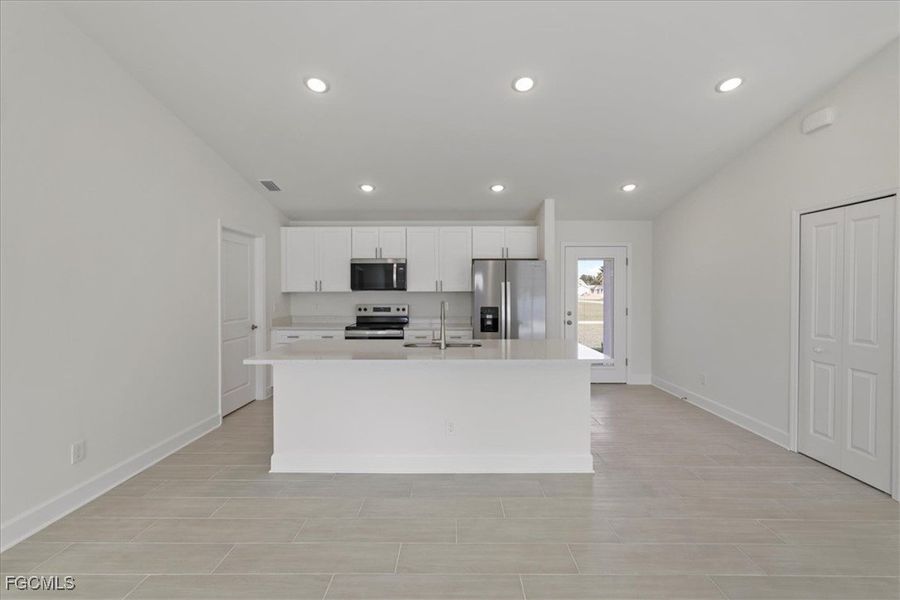 Furnished interior view inside a new home in Cape Coral, Cape Coral (Image 10).