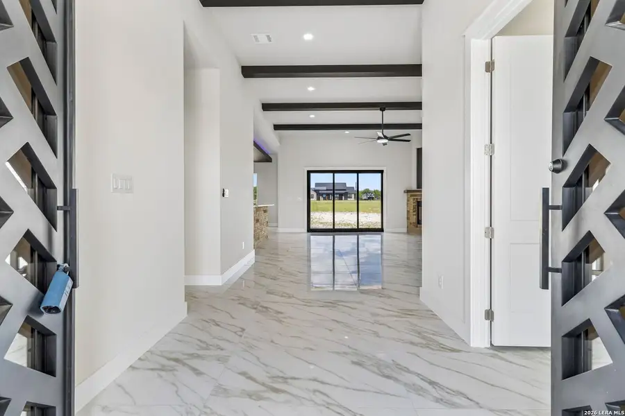 Spacious, unfurnished interior of a new home in , La Vernia (Image 46). Spacious, unfurnished interior of a new home in , La Vernia (Image 46).