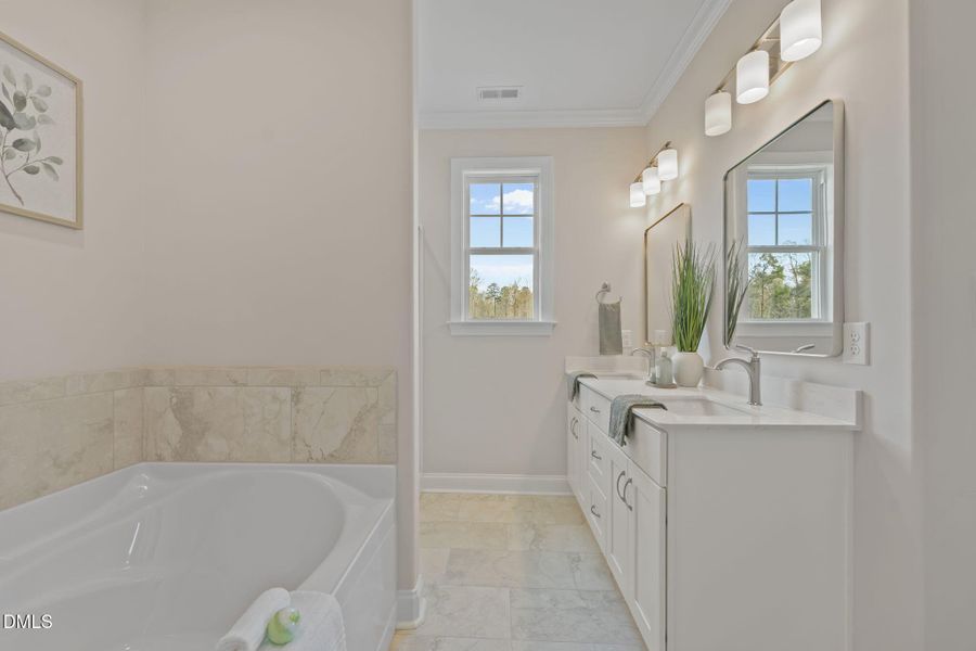 30-web-or-mls-ROB01556