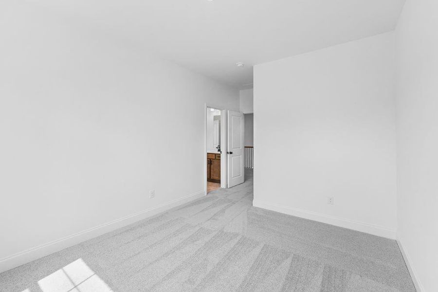 Spacious, unfurnished interior of a new home in Stratford Hills, Ball Ground (Image 23).