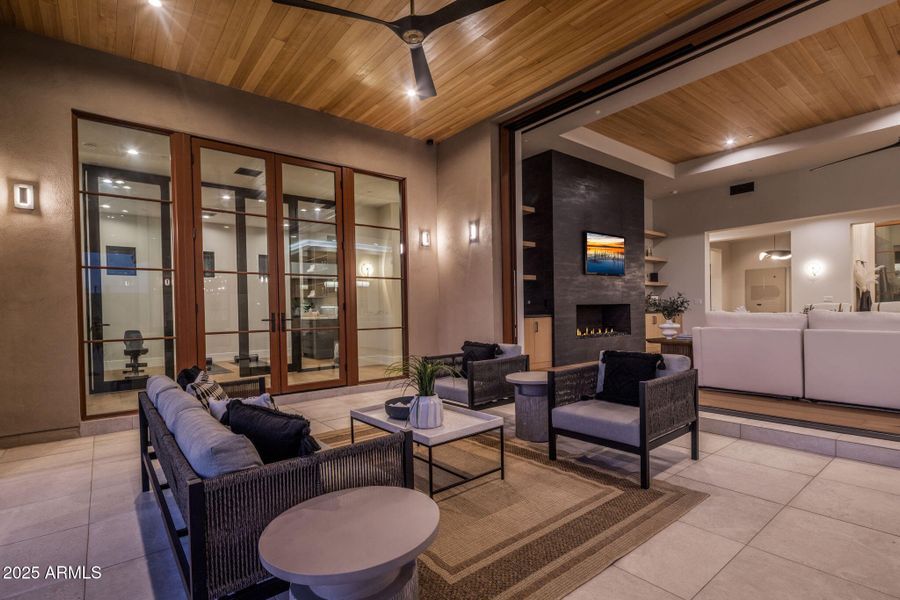 Dine Outside Dine Outside