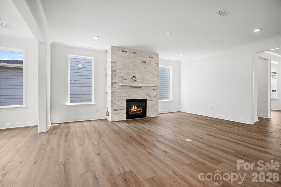 Spacious, unfurnished interior of a new home in Parkside Crossing, Charlotte (Image 44).