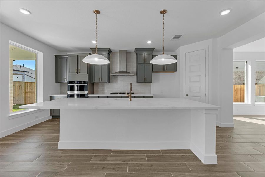 Representative image. Features, specifications, selections and colors may vary. Representative image. Features, specifications, selections and colors may vary.