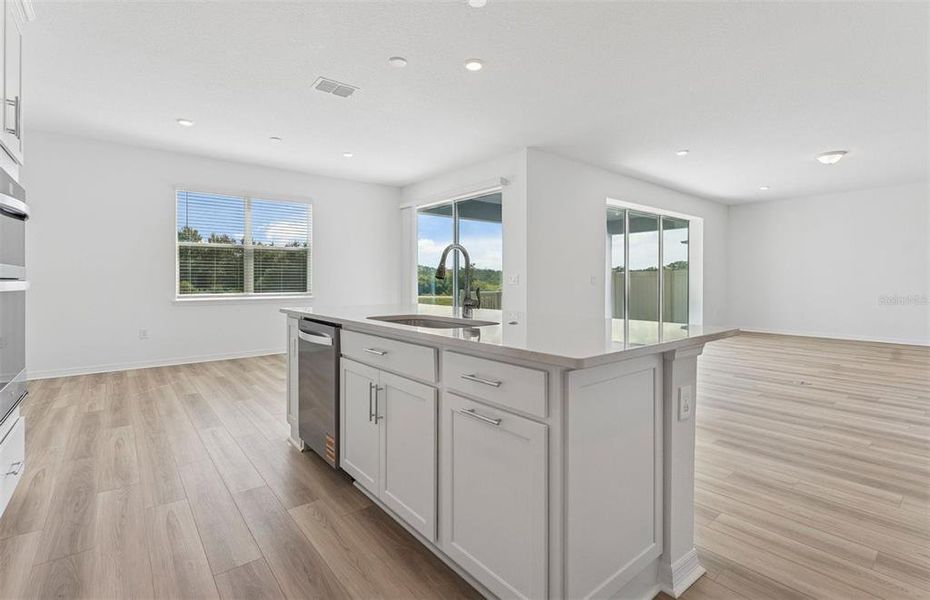 Furnished interior view inside a new home in Silverlake, Lake Alfred (Image 8).