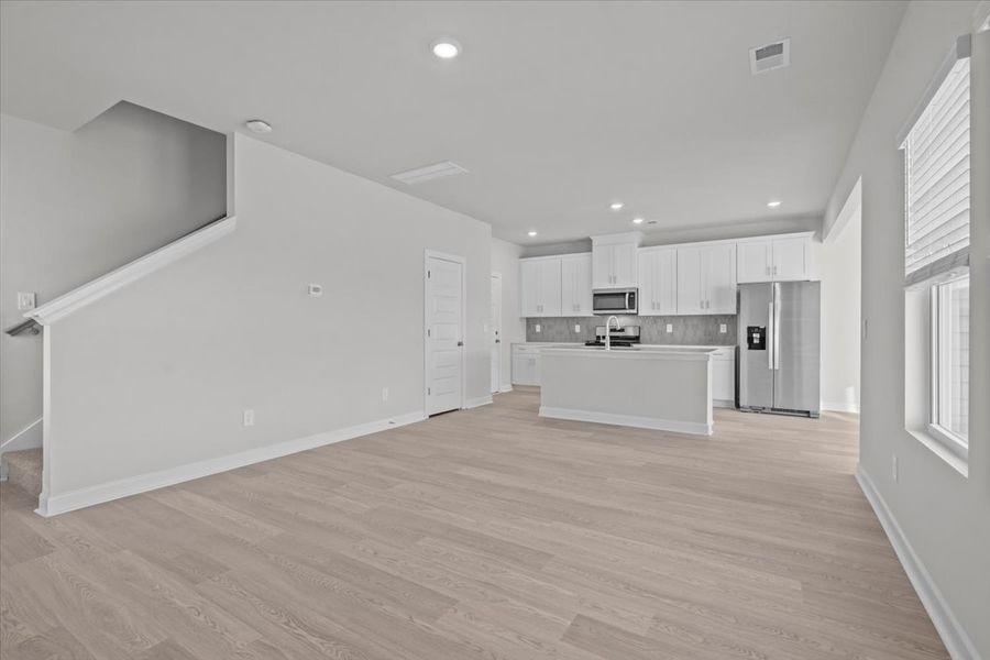 Spacious, unfurnished interior of a new home in Creek Ridge - Heritage Collection, Spartanburg (Image 12). Spacious, unfurnished interior of a new home in Creek Ridge - Heritage Collection, Spartanburg (Image 12).