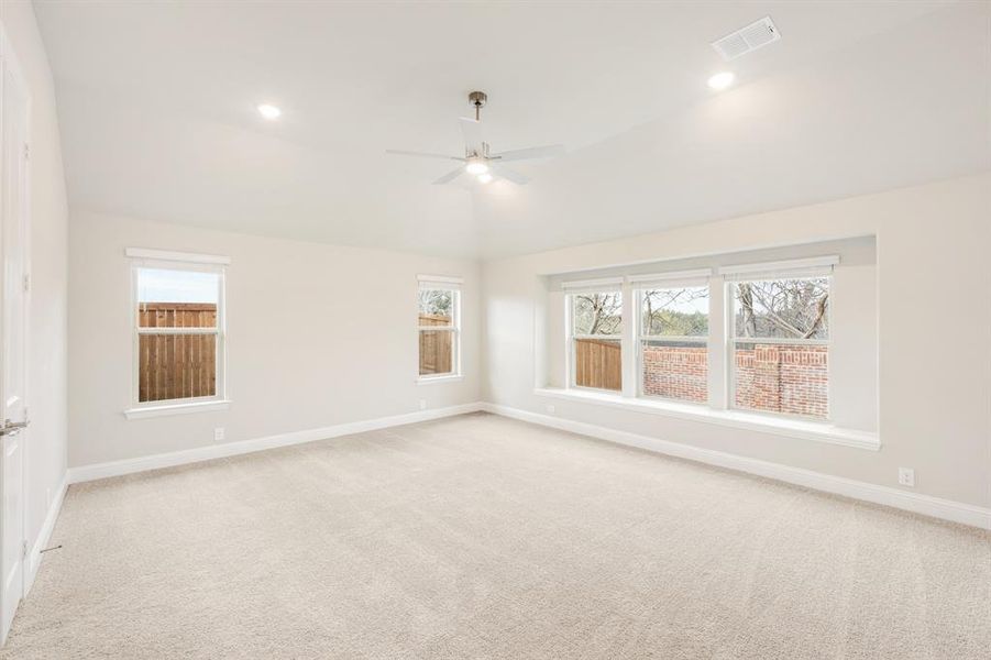 Spacious, unfurnished interior of a new home in Grace Park, Bedford (Image 14).