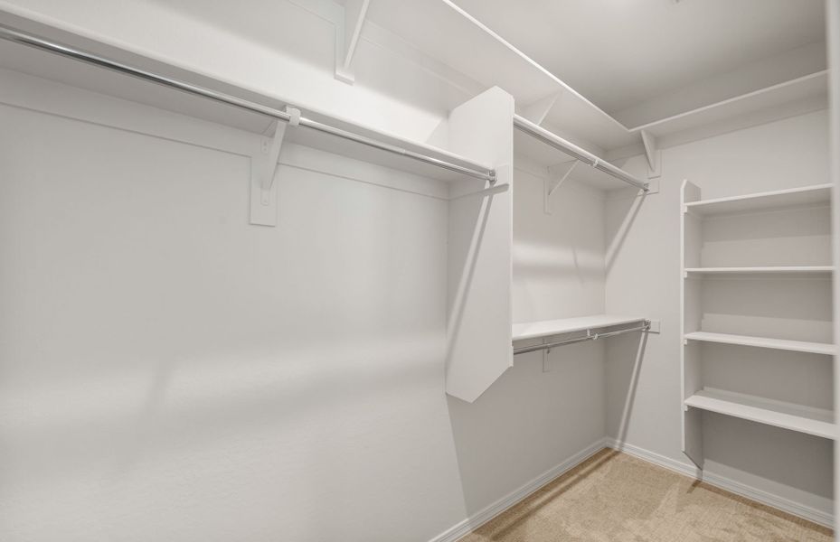 Spacious, unfurnished interior of a new home in Visara, Surprise (Image 22).