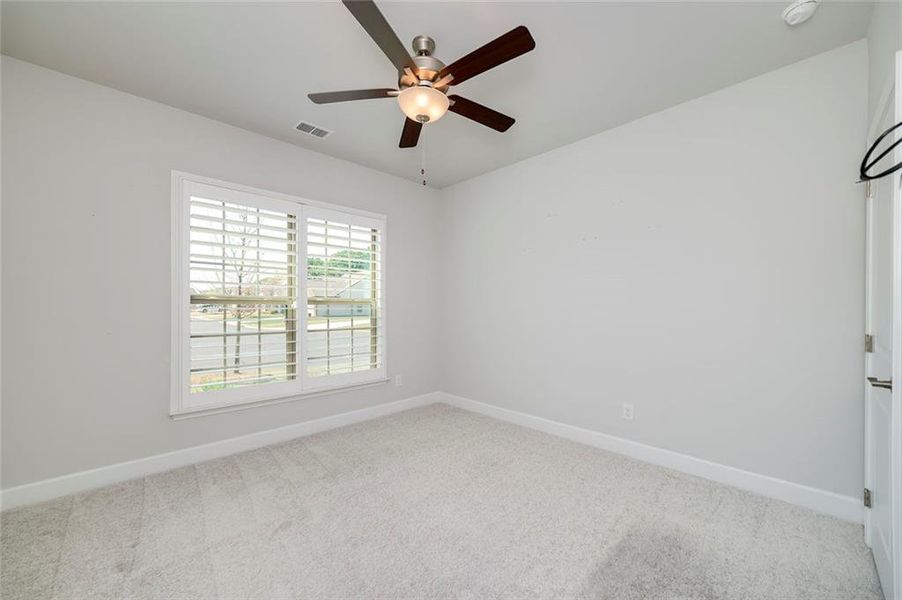 Spacious, unfurnished interior of a new home in Wimberly, Powder Springs (Image 27).