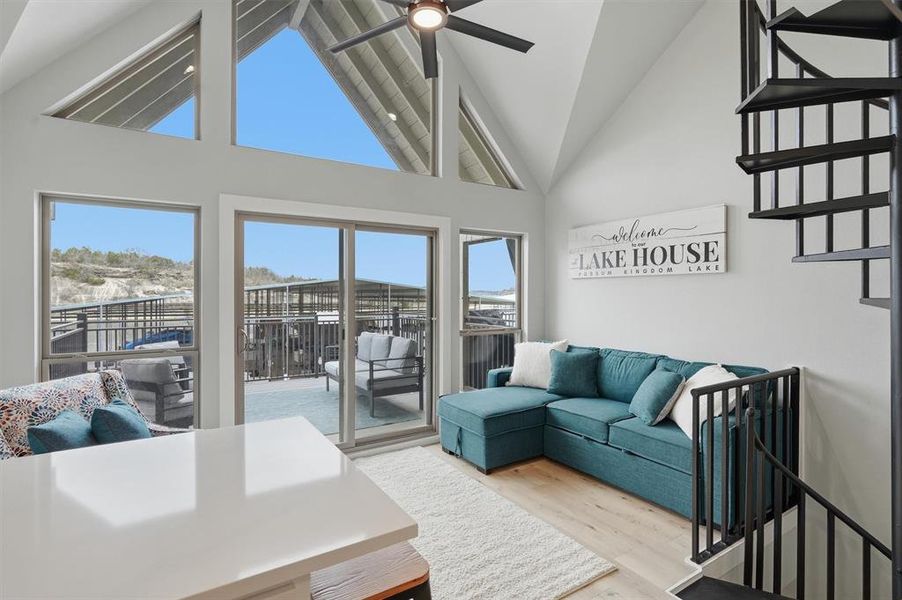 Furnished interior view inside a new home in , Strawn (Image 10).