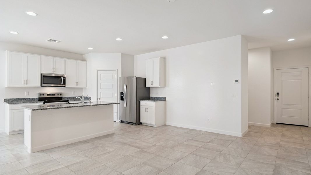 Furnished interior view inside a new home in Quail Ranch, San Tan Valley (Image 8).