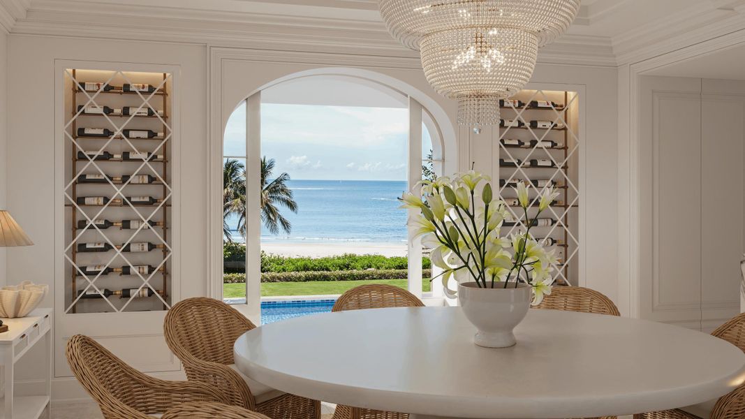 View 9 - Dining-Patio - D03