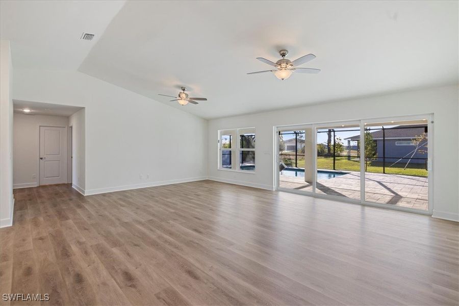 Spacious, unfurnished interior of a new home in Cape Coral, Cape Coral (Image 15).