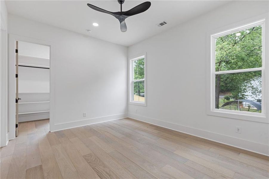 Spacious, unfurnished interior of a new home in , Lilburn (Image 61).