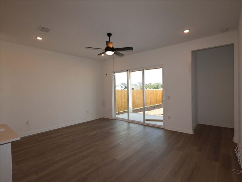 Spacious, unfurnished interior of a new home in Cedar Brook, Leander (Image 16). Spacious, unfurnished interior of a new home in Cedar Brook, Leander (Image 16).
