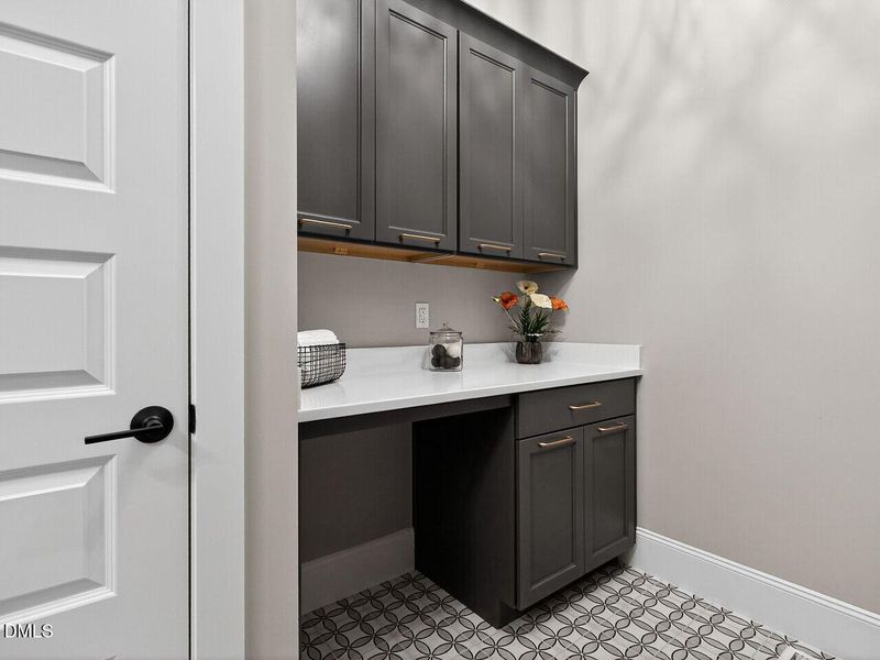 032-1280x960-laundry-room 032-1280x960-laundry-room