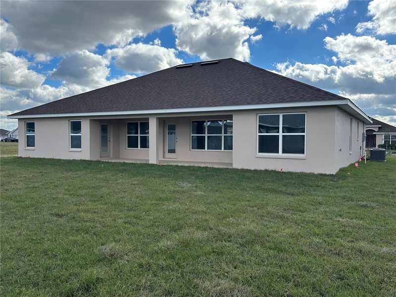 Exterior details and patio area of a home in , Ocala (Image 3).