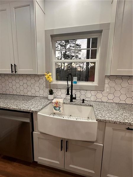 Image 8 of a home in . Image 8 of a home in .