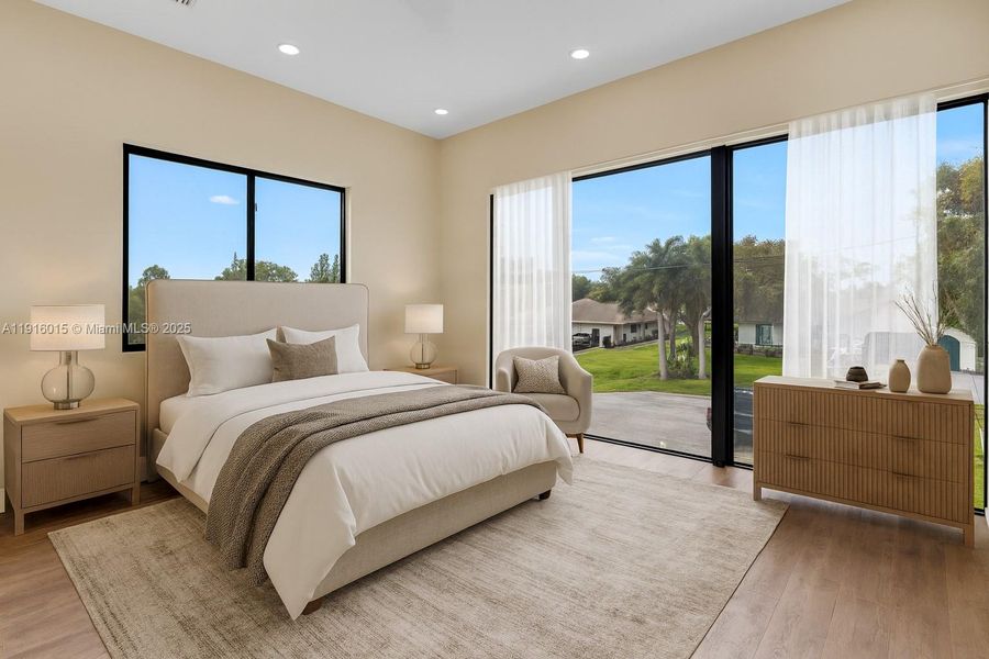 Furnished interior view inside a new home in , Plantation (Image 6).