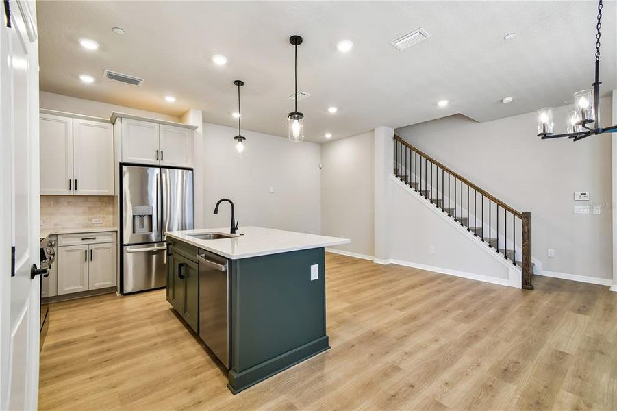 Furnished interior view inside a new home in , Orlando (Image 3).