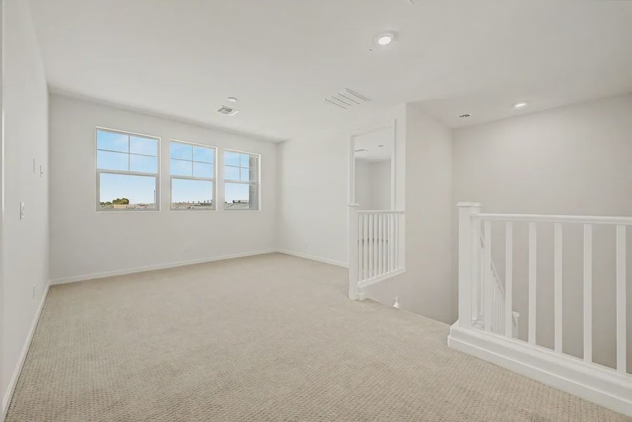Spacious, unfurnished interior of a new home in Valencia at Granite Vista, Waddell (Image 32). Spacious, unfurnished interior of a new home in Valencia at Granite Vista, Waddell (Image 32).