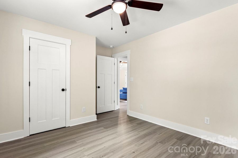 Spacious, unfurnished interior of a new home in , York (Image 32).