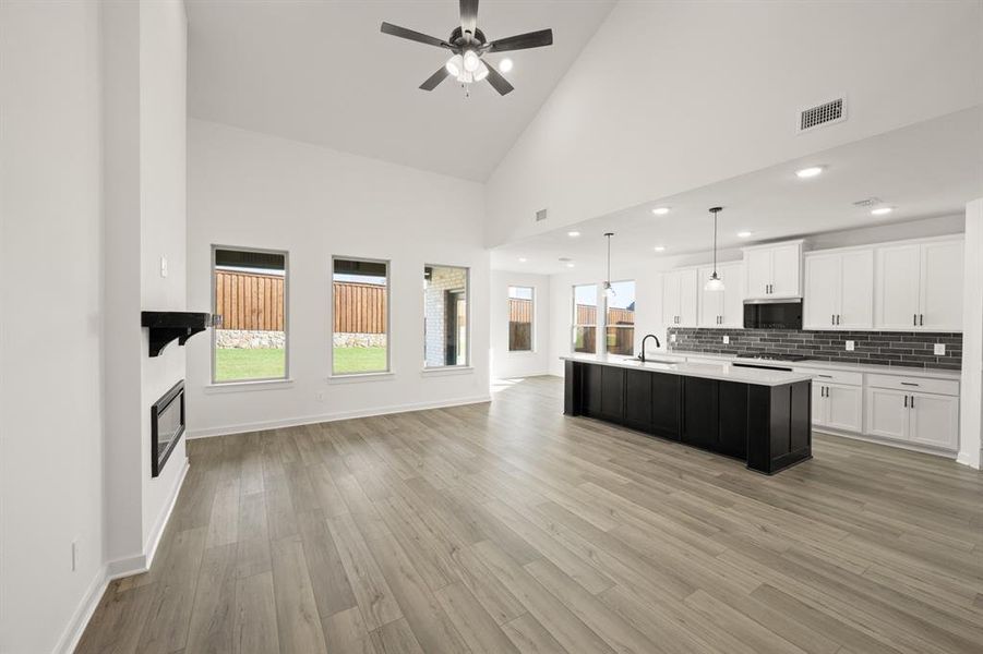 224 Whitetail- Living Room-2