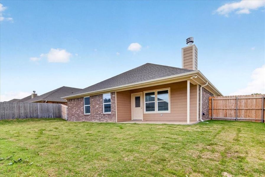 Exterior details and patio area of a home in , Robinson (Image 24).