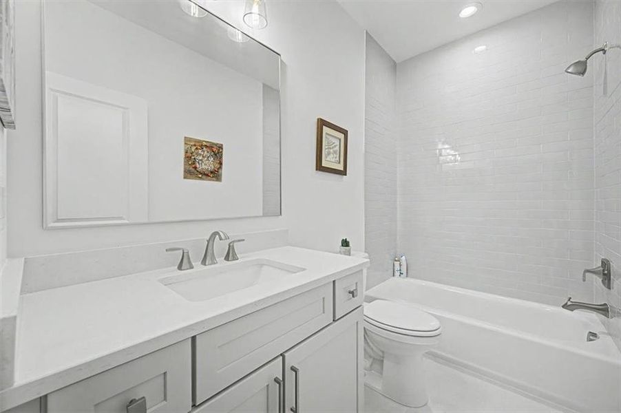 Furnished interior view inside a new home in Lakeside at River Green, Canton (Image 33).