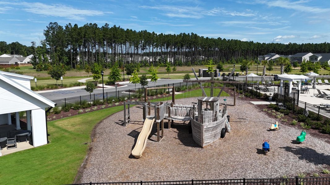 Image 13 of a home in Watson Hill. Image 13 of a home in Watson Hill.