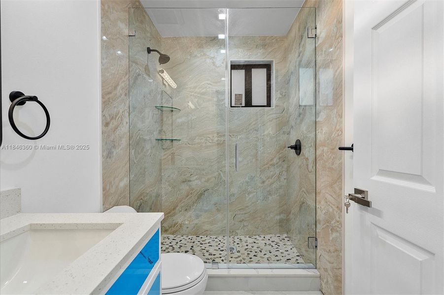 Furnished interior view inside a new home in , Hialeah (Image 7).