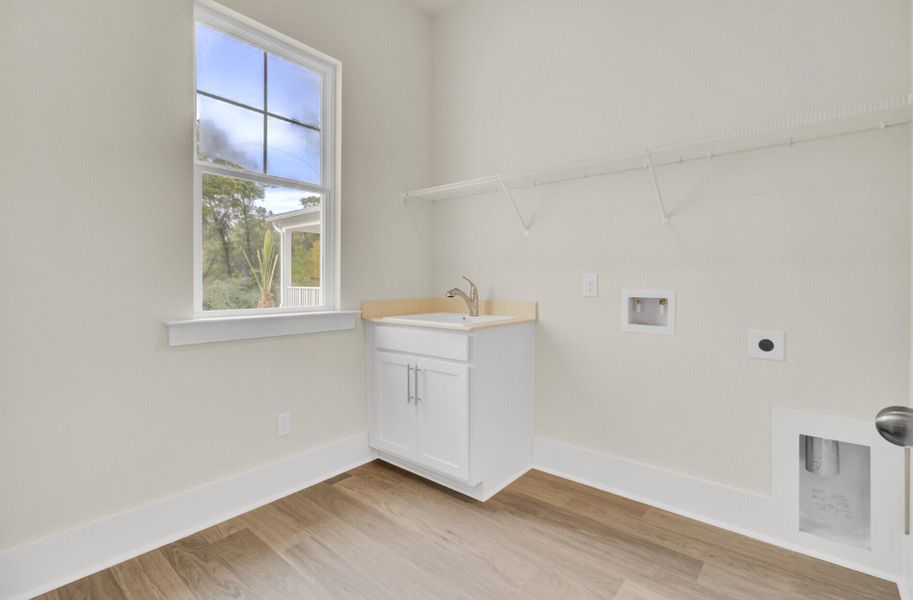 Spacious, unfurnished interior of a new home in Indigo Grove Single Family Homes, Johns Island (Image 34).