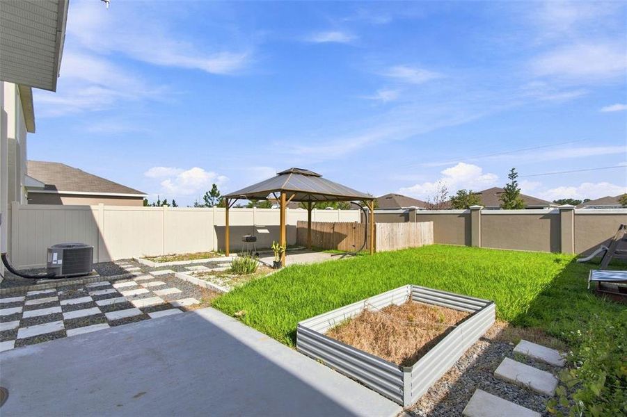 Exterior details and patio area of a home in , Wesley Chapel (Image 26).
